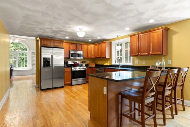1 Third Street, North Reading, MA 01864