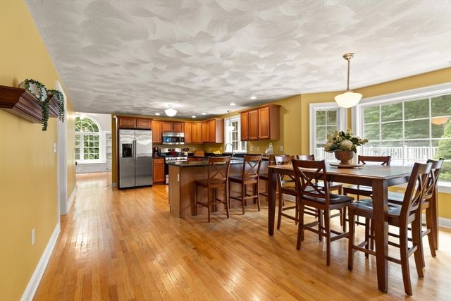 1 Third Street, North Reading, MA 01864