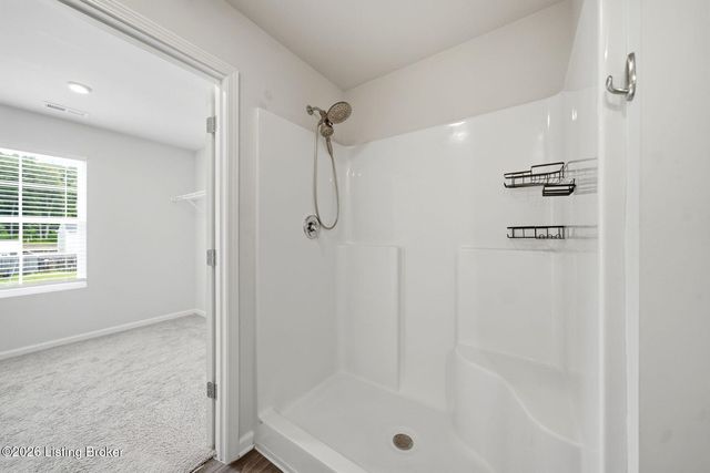 496 Nancy Dr, Shepherdsville, KY 40165