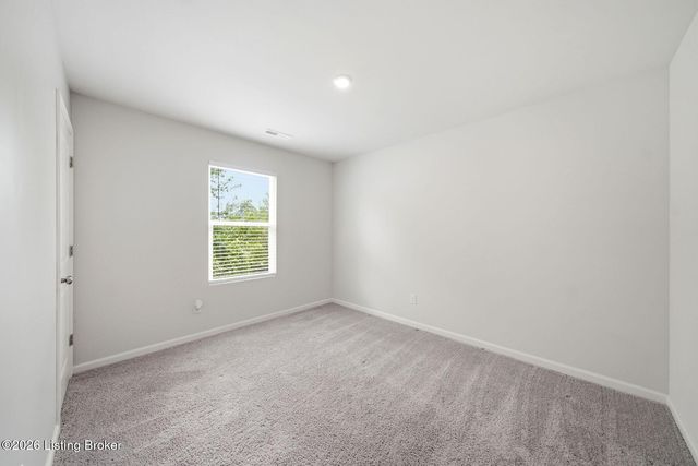 496 Nancy Dr, Shepherdsville, KY 40165