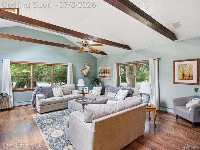 1230 Bald Eagle Lake Road, Groveland Township, MI 48462
