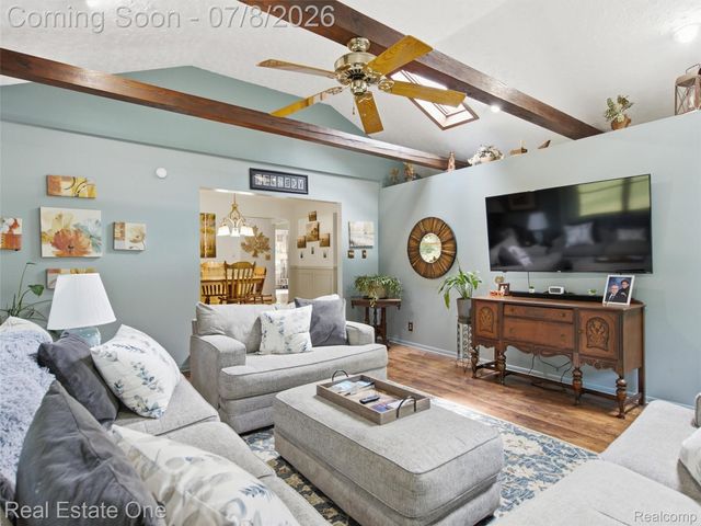 1230 Bald Eagle Lake Road, Groveland Township, MI 48462
