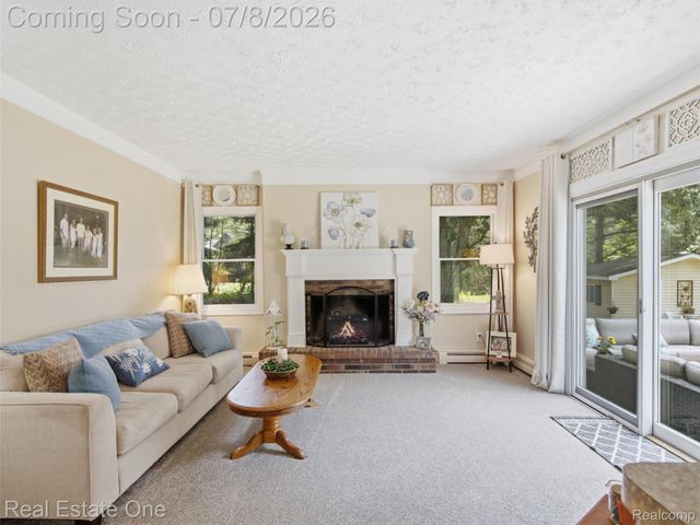 1230 Bald Eagle Lake Road, Groveland Township, MI 48462