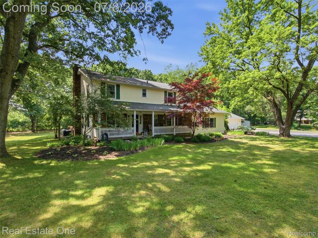 1230 Bald Eagle Lake Road, Groveland Township, MI 48462