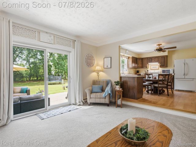 1230 Bald Eagle Lake Road, Groveland Township, MI 48462