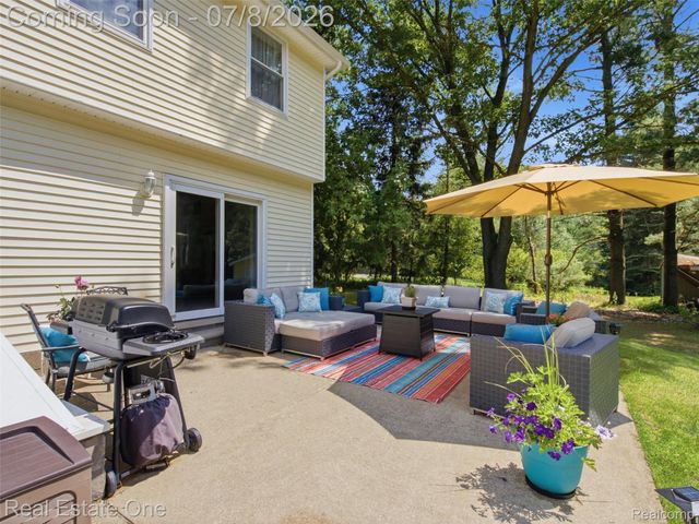 1230 Bald Eagle Lake Road, Groveland Township, MI 48462