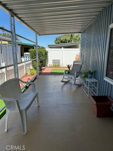 601 N Kirby Street 287, Hemet, CA 92545