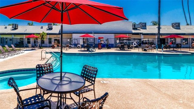 601 N Kirby Street 287, Hemet, CA 92545