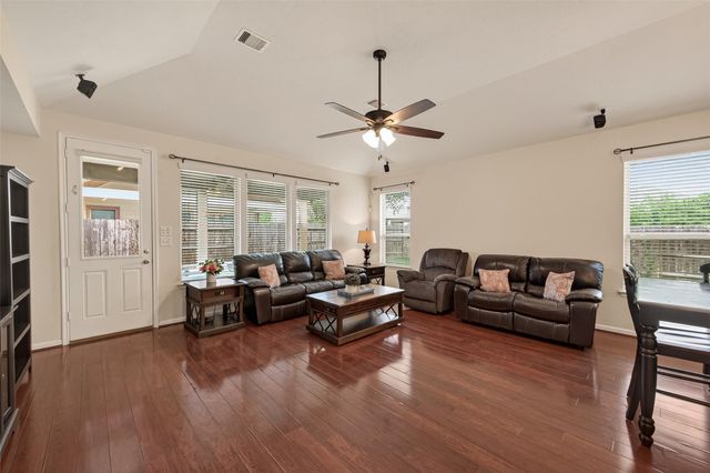 2919 Acorn Oaks Drive, Katy, TX 77493