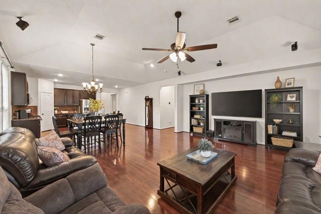 2919 Acorn Oaks Drive, Katy, TX 77493