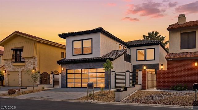 2861 Queens Courtyard Drive, Las Vegas, NV 89109