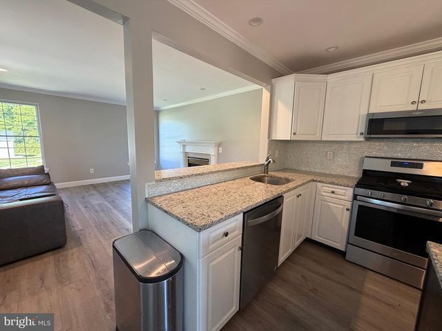 580 SCHOOL HOUSE CT, Williamstown, NJ 08094