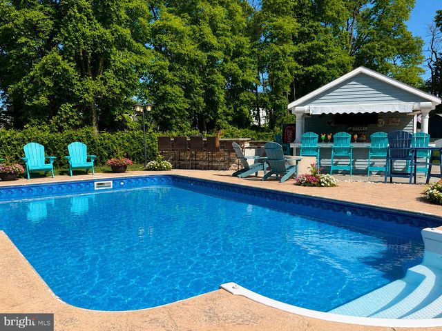 580 SCHOOL HOUSE CT, Williamstown, NJ 08094