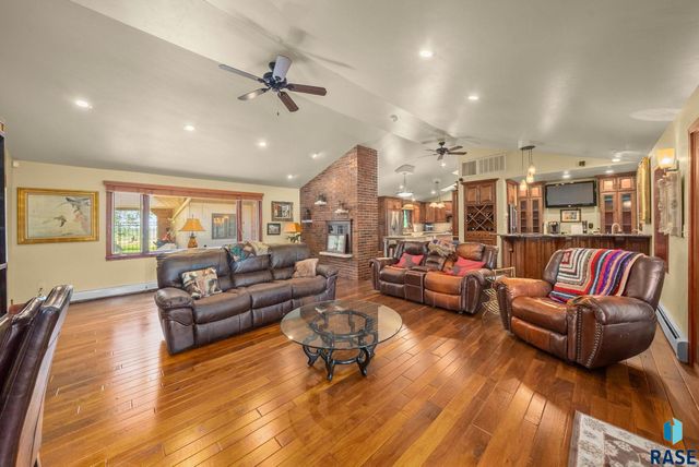 25463 473rd Ave Avenue, Baltic, SD 57003