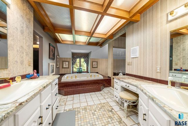 25463 473rd Ave Avenue, Baltic, SD 57003