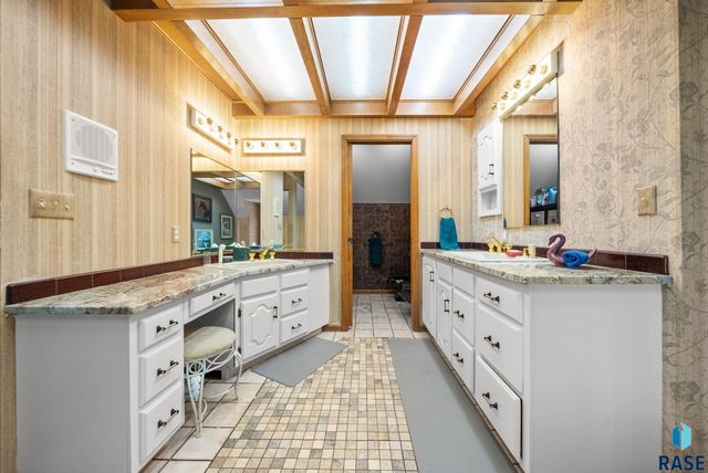 25463 473rd Ave Avenue, Baltic, SD 57003