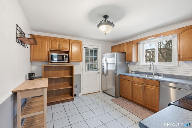 71 Hatch Street, New Britain, CT 06053