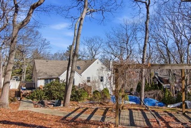 247 Dogwood Drive, Wading River, NY 11792