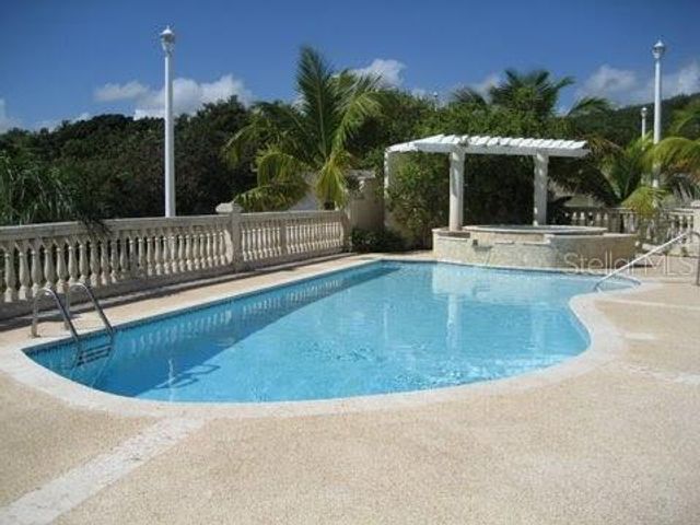 285 Palmas Inn Way PALMANOVA VILLAGE 5 201, Humacao, PR 00791