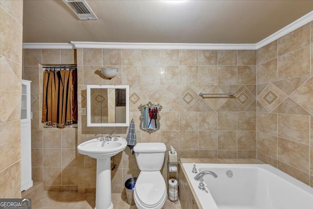 1410 N Druid Hills Road NE, Brookhaven, GA 30319