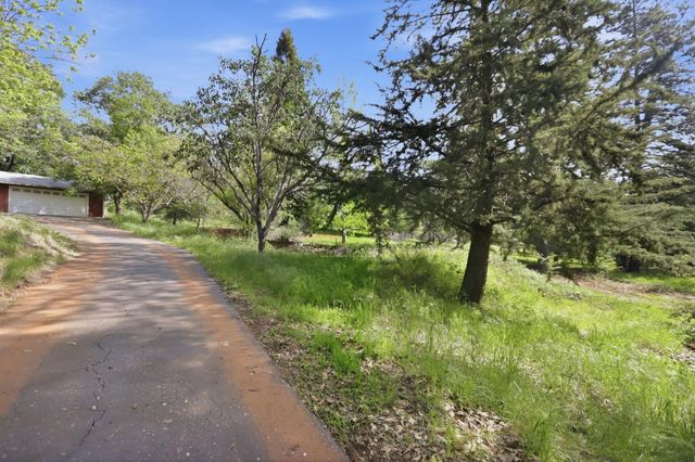 11678 Otting Ct, Grass Valley, CA 95945