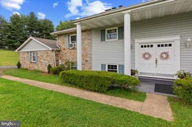 2212 CORBETT RD, Monkton, MD 21111