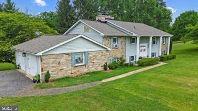 2212 CORBETT RD, Monkton, MD 21111