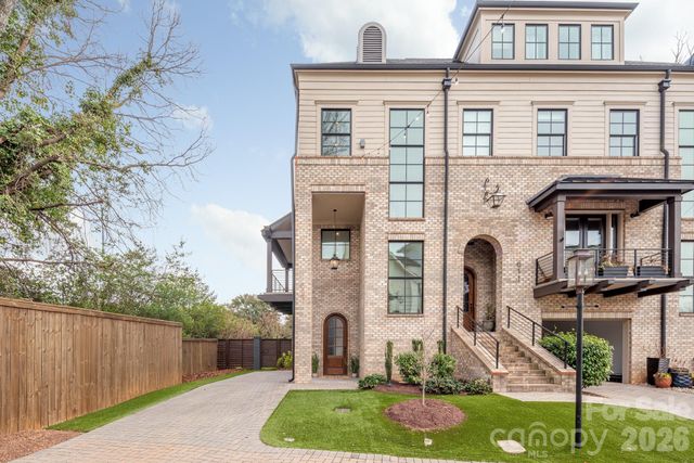 607 Mattie Rose Lane, Charlotte, NC 28204