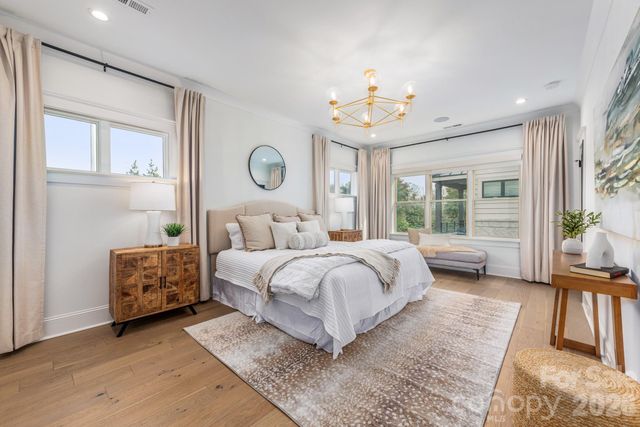 607 Mattie Rose Lane, Charlotte, NC 28204