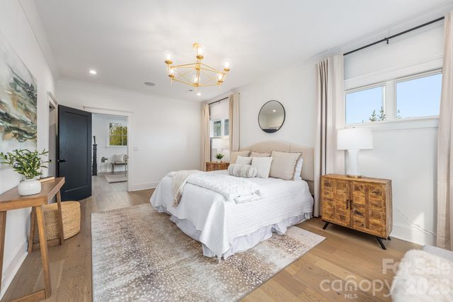 607 Mattie Rose Lane, Charlotte, NC 28204