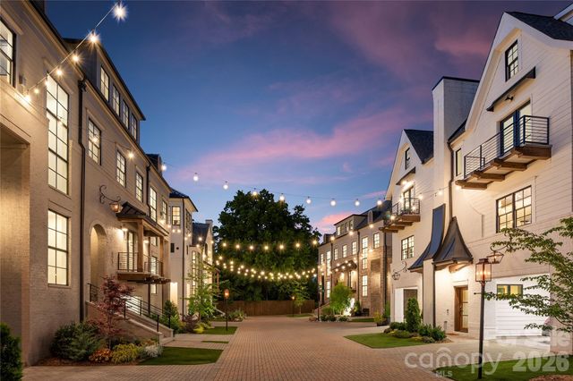 607 Mattie Rose Lane, Charlotte, NC 28204