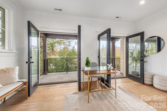 607 Mattie Rose Lane, Charlotte, NC 28204