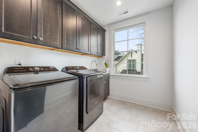 607 Mattie Rose Lane, Charlotte, NC 28204