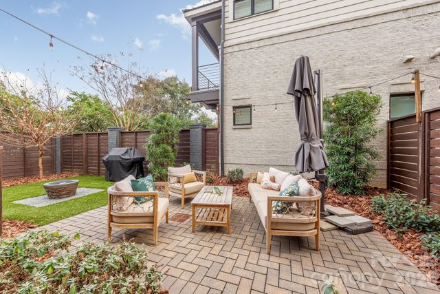 607 Mattie Rose Lane, Charlotte, NC 28204