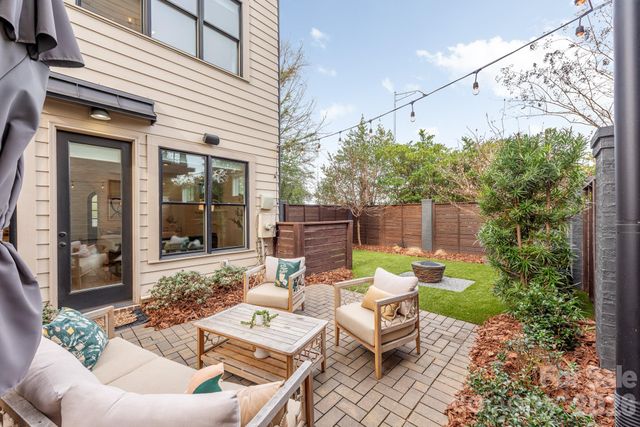 607 Mattie Rose Lane, Charlotte, NC 28204