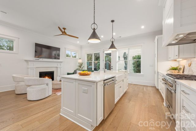 607 Mattie Rose Lane, Charlotte, NC 28204