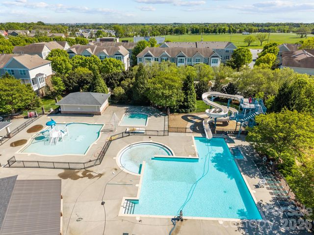 9711 Sunset Grove Drive, Huntersville, NC 28078