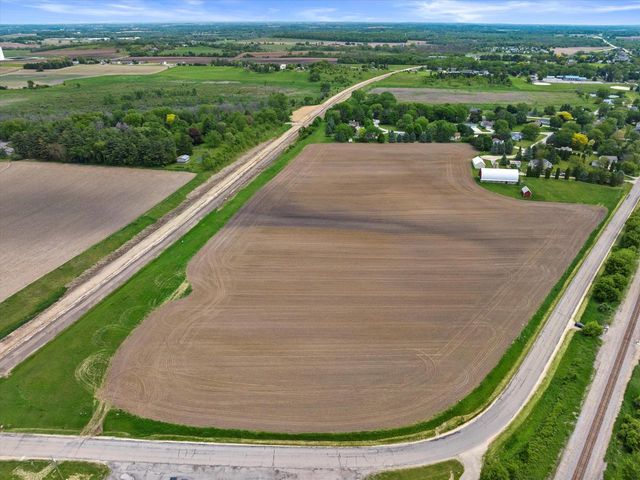 Lt00 MARIETTA AVENUE, Ixonia, WI 53036