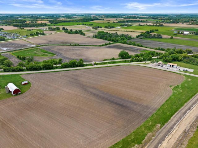 Lt00 MARIETTA AVENUE, Ixonia, WI 53036