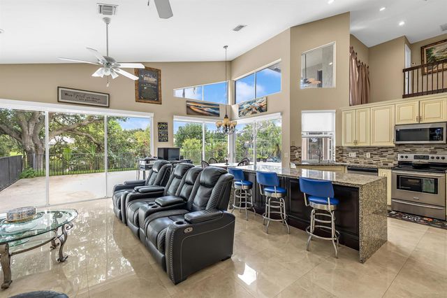 4300 NW 63rd Avenue, Coral Springs, FL 33067
