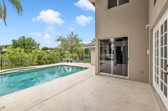 4300 NW 63rd Avenue, Coral Springs, FL 33067