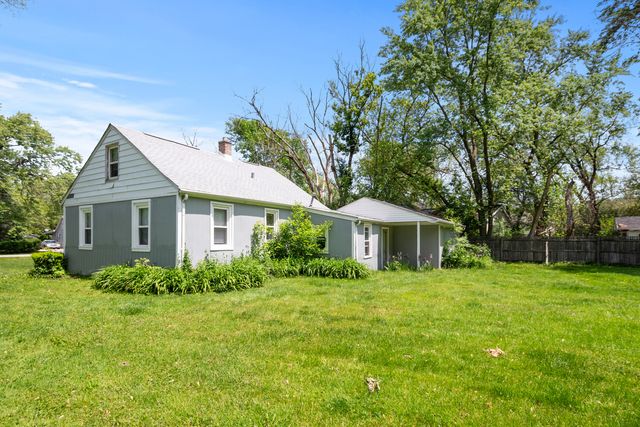 3737 Rose Manor Terrace, Markham, IL 60428