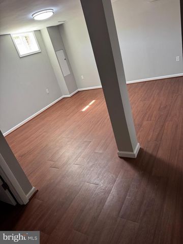 900 NADINE CT, Landover, MD 20785