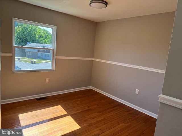 900 NADINE CT, Landover, MD 20785