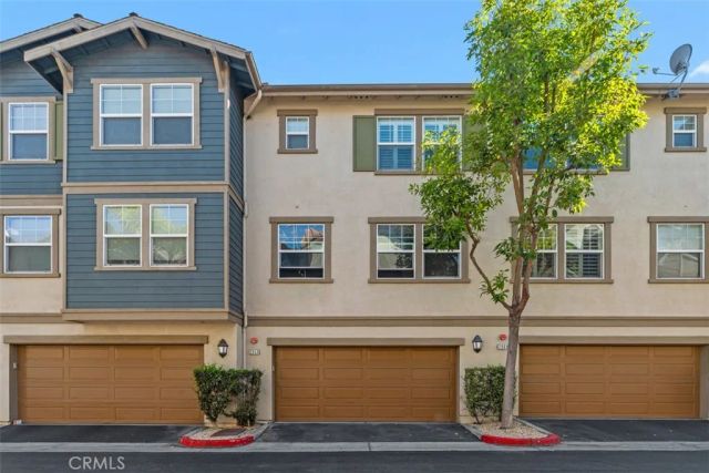 2056 Owens, Fullerton, CA 92833