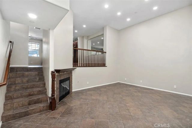 2056 Owens, Fullerton, CA 92833
