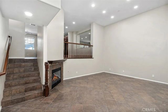 2056 Owens, Fullerton, CA 92833