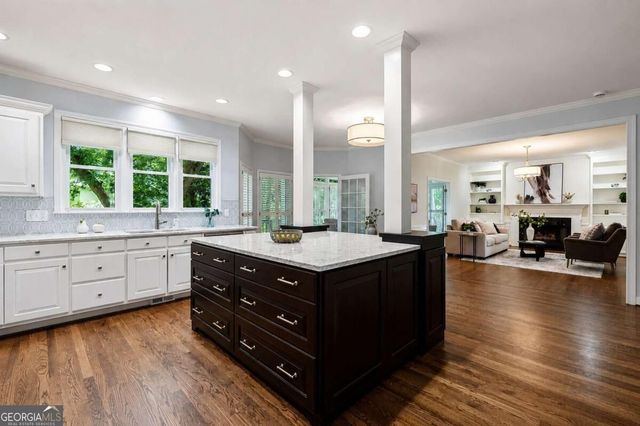5970 Rachel Ridge, Peachtree Corners, GA 30092