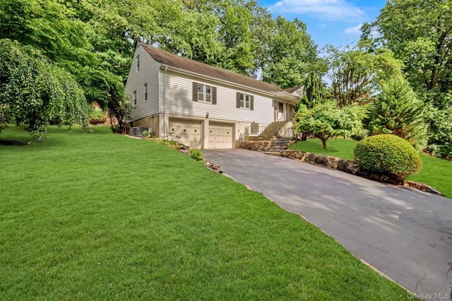 26 Midvale Road, Hartsdale, NY 10530