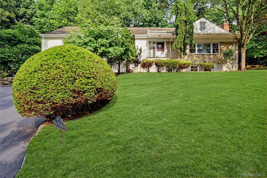 26 Midvale Road, Hartsdale, NY 10530